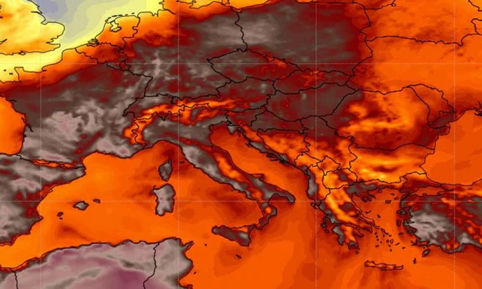 Europe Hit by Record Heatwave but France is Prepared for it