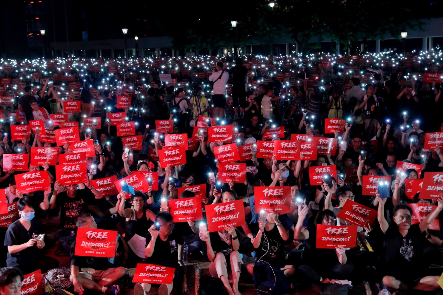 Protestors demand Hong Kong Issues to be discussed at G-20
