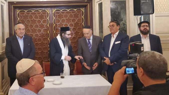 Moroccan Jews Welcome Rabbi Pinto with Songs and Joy