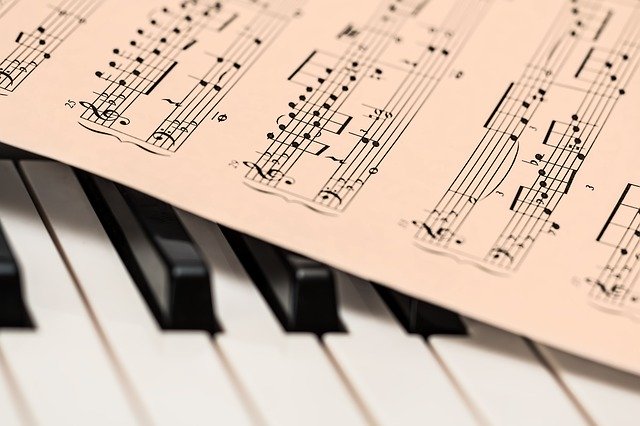 Here is why Experts are Recommending People to Start Playing Piano