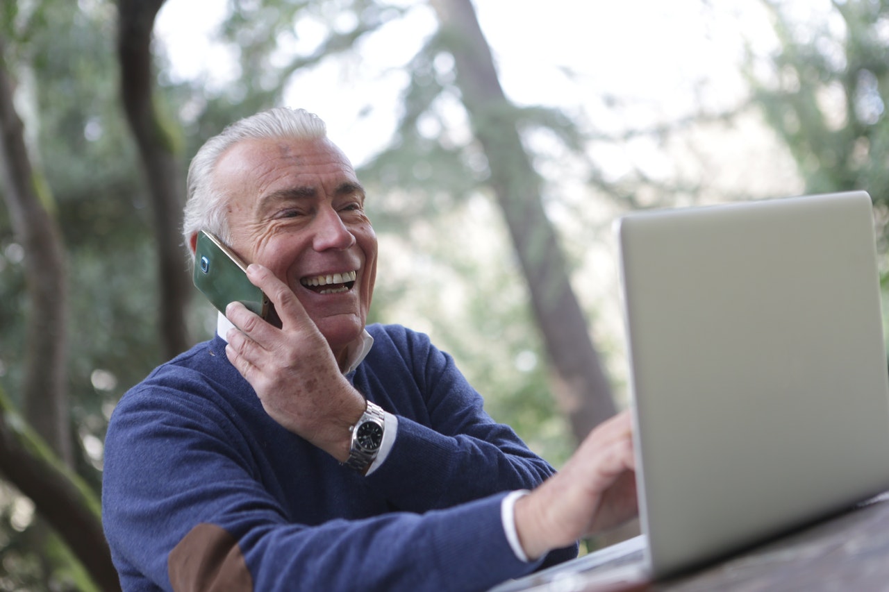 More Old Age People are Now Consulting Doctors Online to Get the Required Treatment
