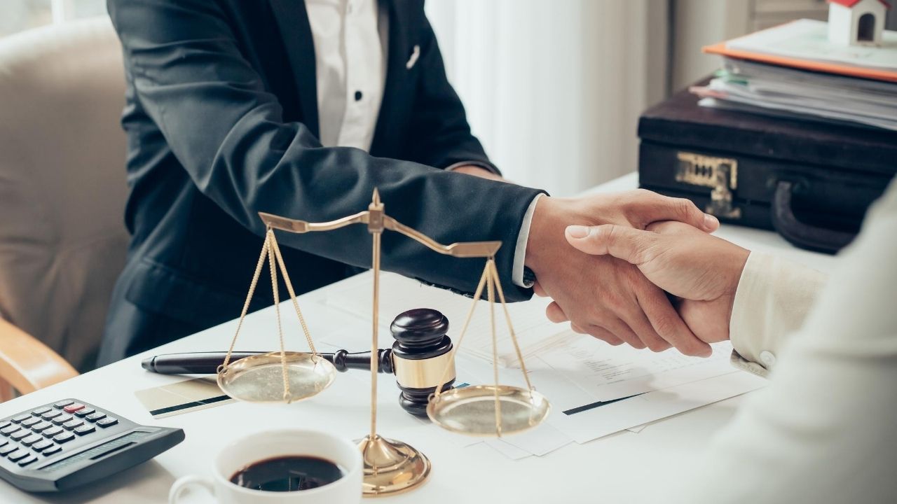 An Attorney with Years of Experience is Needed when one Receives a Target Letter
