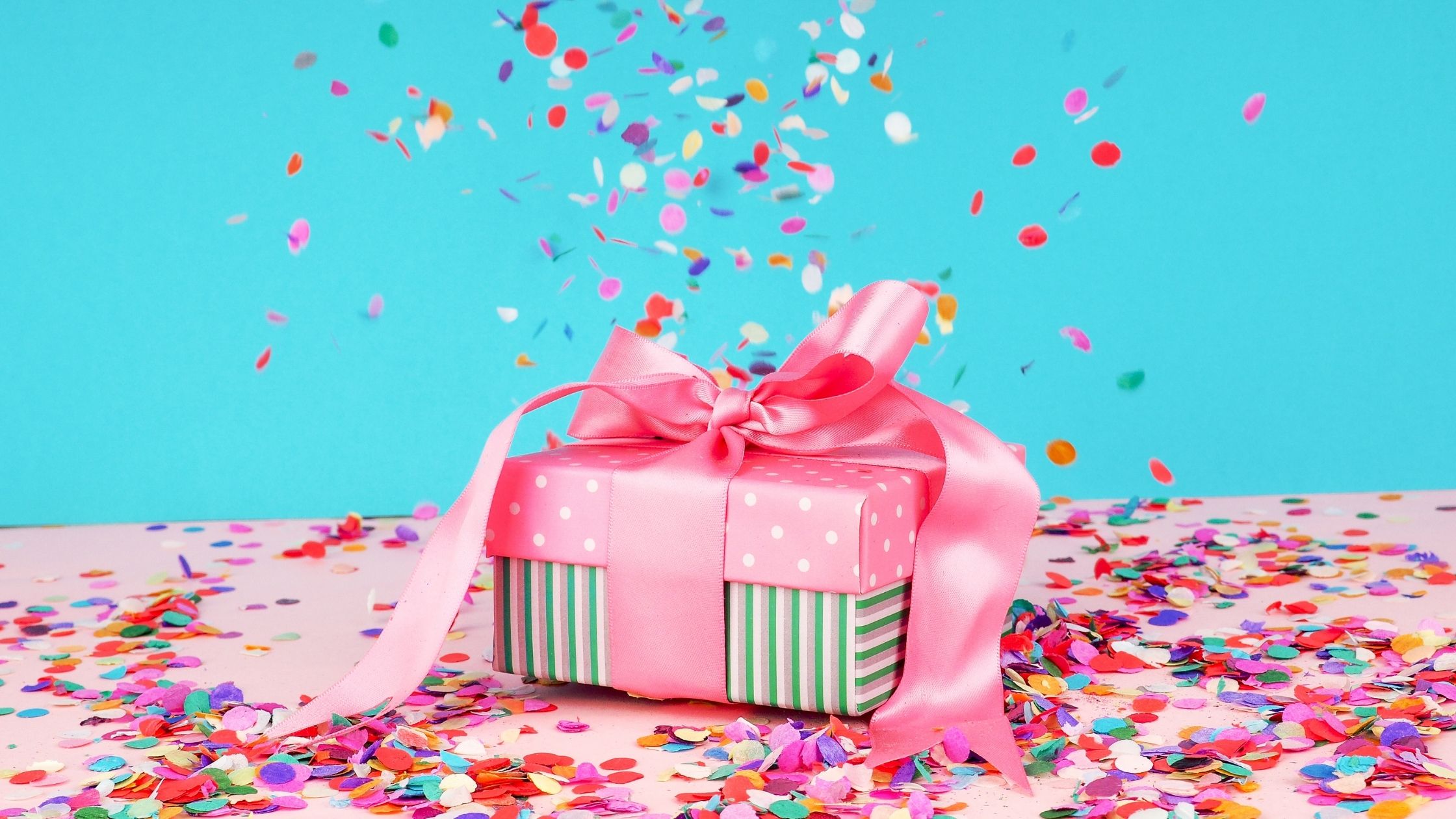Online Gift Stores Help People Get Excellent Gift Ideas for Different Occasions