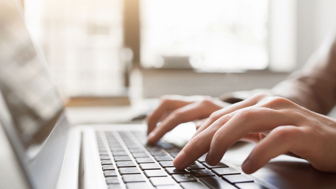 Typing Fast Ensures a Healthy Body and Professional Work