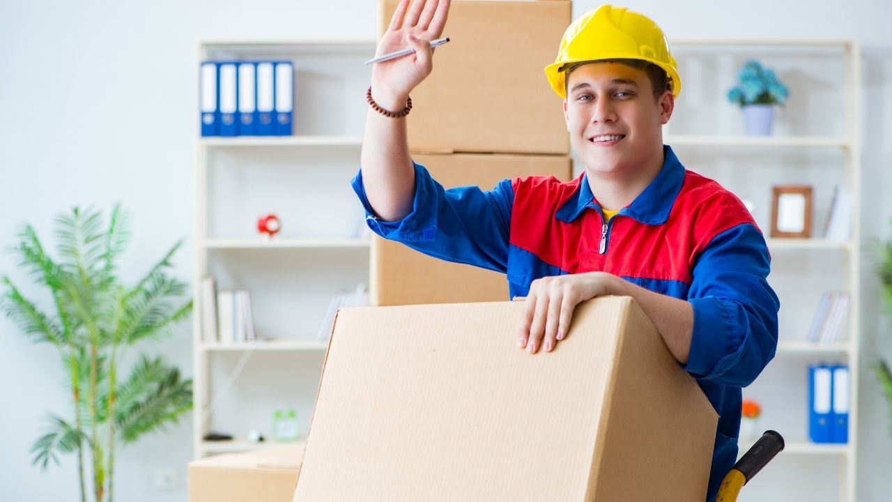Self-Storage Services can Make Moving Process Easy and Risk-Free