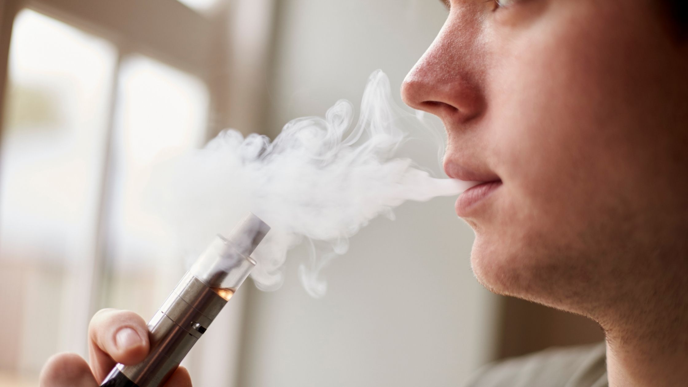 People are Switching from Traditional Tobacco to Vaping e-Cigarettes to Reduce Major Health Risks