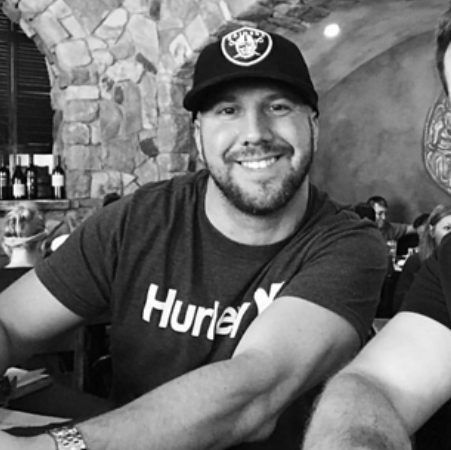 Michael Vincent’s Entrepreneurial Journey from Selling News Papers as a kid to Running a $20 Million Per Year Car Dealership