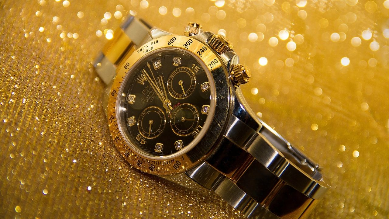 Sell Your Old Rolex Online with Gray and Sons