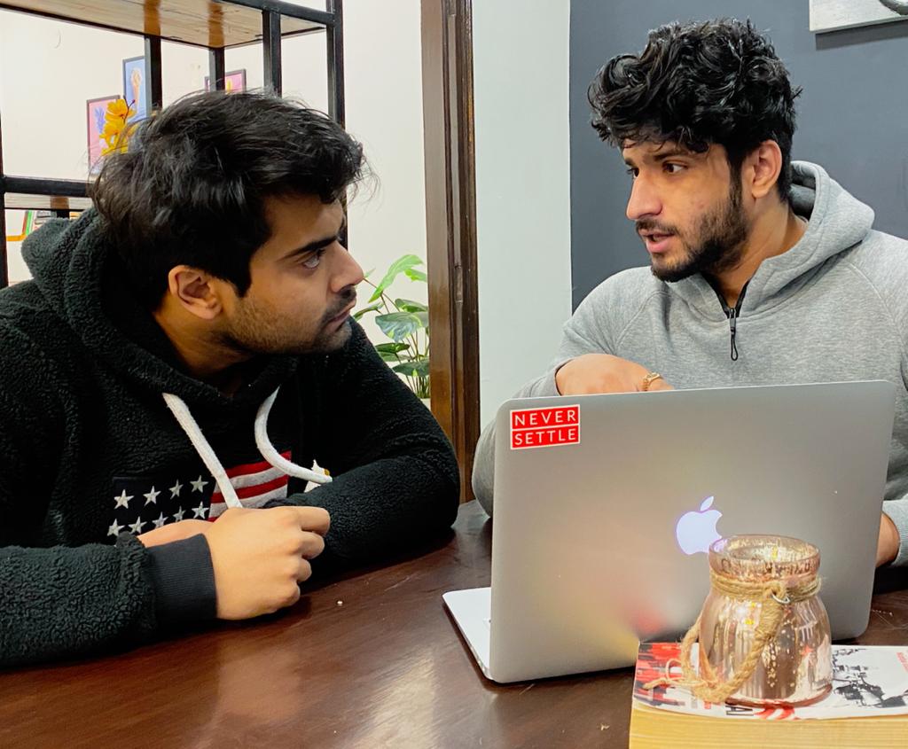 Meet Himanshu Gaur and Chetan Jangra – The nextgen entrepreneurs who have created a strong foothold in the advertising industry with their work.