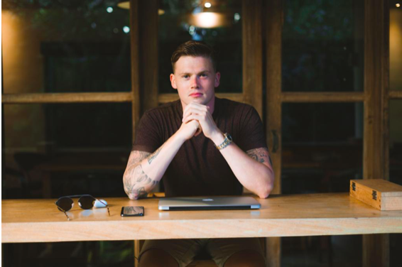 Lewis Raymond Taylor is providing ordinary people with extraordinary tools in creating freedom-based online businesses