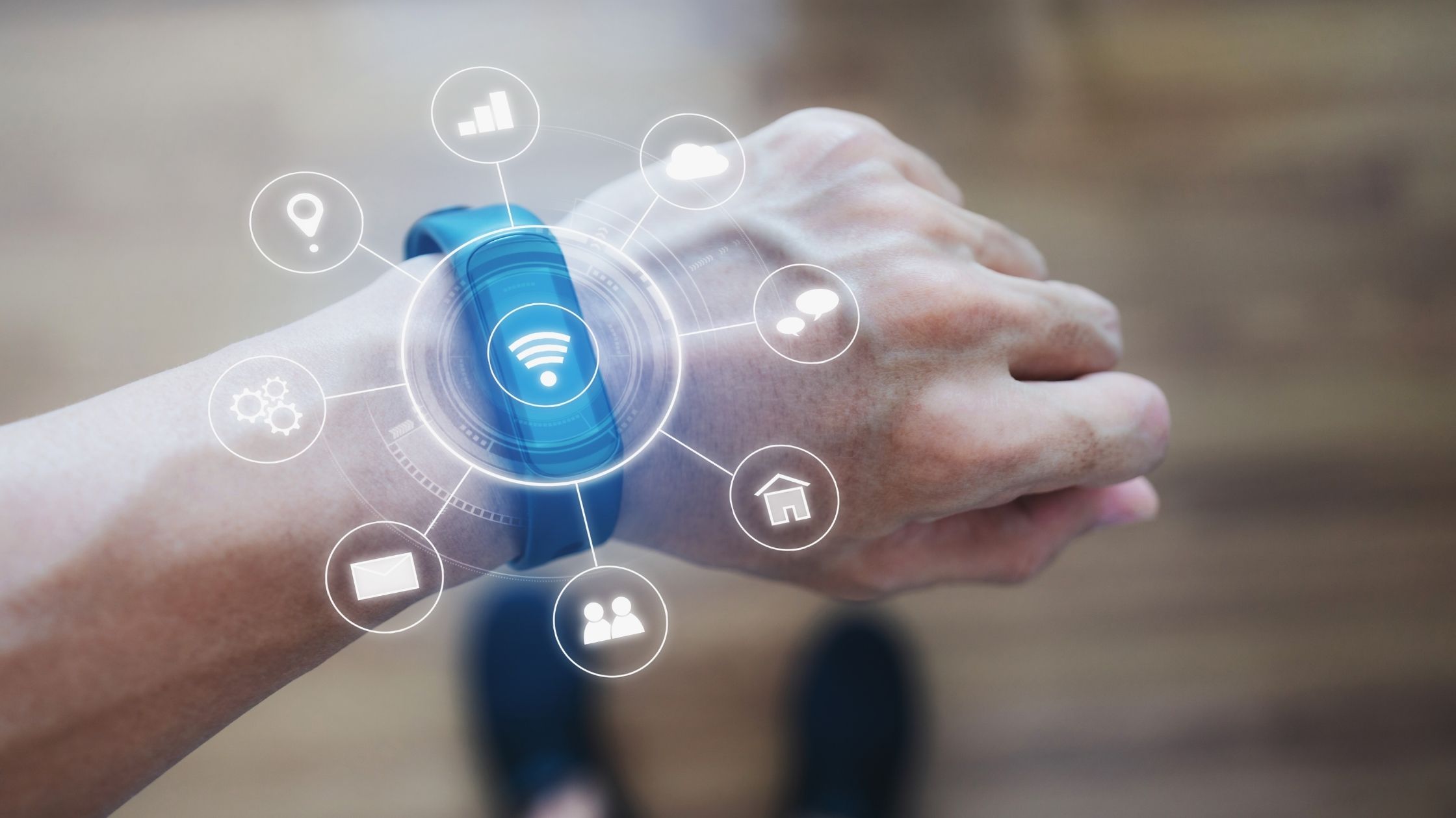 Technology Experts Share Some Electronic Gadgets that Every Person Must Have