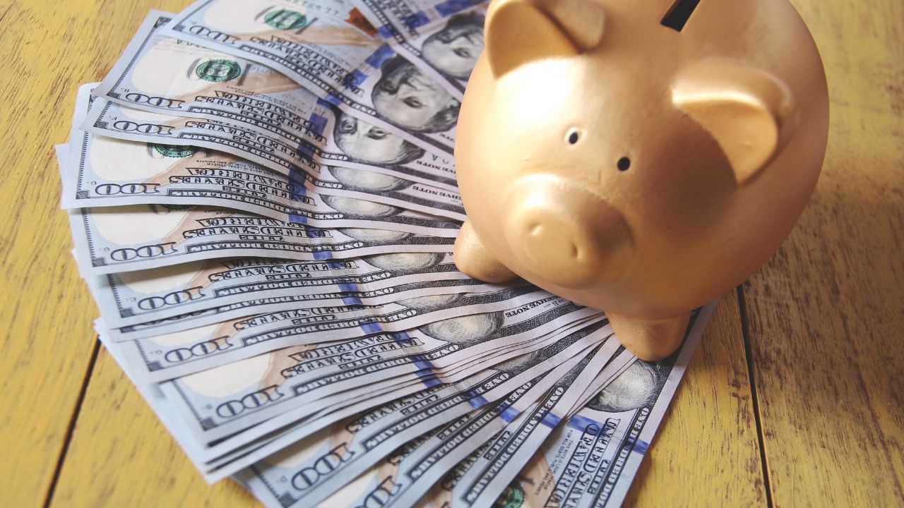Tips to Manage Your Money Smartly