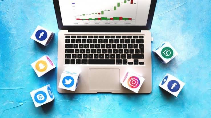Social Media Influence on Investors Decision to Buy Bitcoin