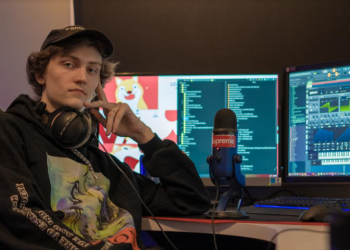E-Sports Video Producer Adrian Falkor Børresen, Behind-the-Scenes Superstar