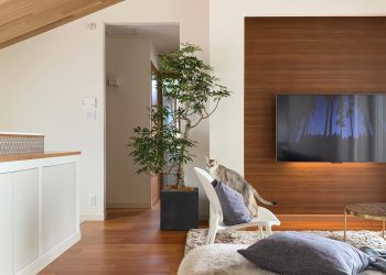 A Master Interior Designer, Ikuhiro Yamagata, Takes Influence from the Japandi design style to Decorate Interior Space Suitable for his Client’s Lifestyle