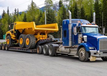 Heavy Haul Trucking Services Play a Crucial Role in the Growth of Supply and Logistics Industry