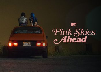 Kelly Oxford’s directorial ‘Pink Skies’ Ahead’ has struck the right chords with the audiences. Here’s a detailed review of the film