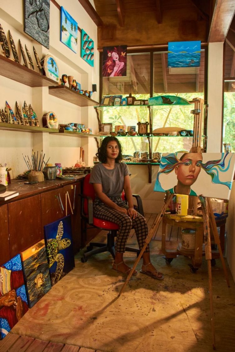 The eminent artist : Aminath Rooba Ali