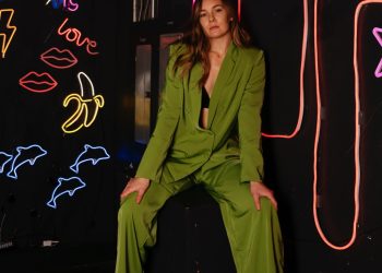 Josefine: The Swedish Singer-Songwriter Embraces Her Second Hit “BIKES”