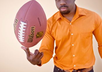 Super fan and Actor Akeem Mair shares how Terrell Owens’s story impacted him on Iyanla’s Last Episode of “Fix My Life”