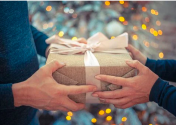 The Joy of Bundle Shopping for Gift-giving