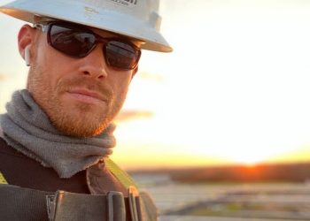Justin Winn Waller on Overcoming a Small Town Mentality to Build a Seven-figure Construction Company