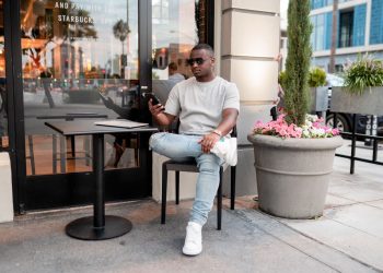 Earn Passive Income And Live A Carefree Lifestyle – David Omari