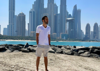 Multi-Talented Social Media Whiz Kfir Amos Travels the World While Running Marketing Agency