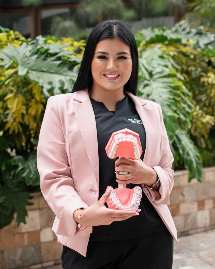 Dr. Evelyn Cifuentes’ ‘Dental Services ProMax Clinic’ introduces its self-designed dental clear aligners.