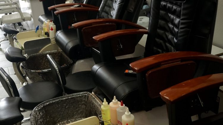 An Attractive Pedicure Chair Will be the Best Investment for your Beauty Salon