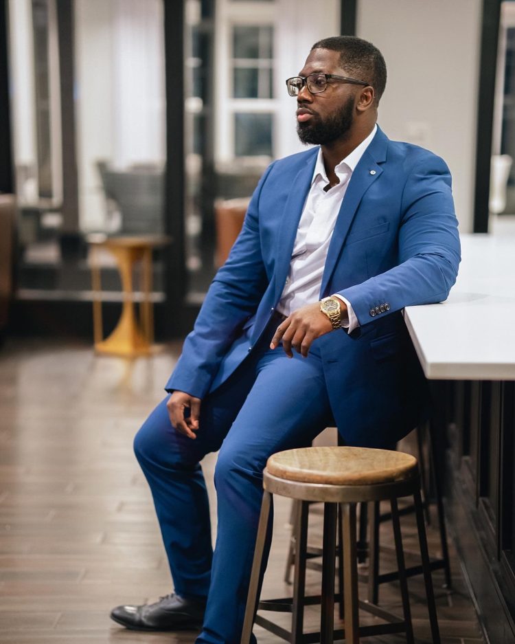 Oscar Manuh steps a firm foot into the fitness niche with his brand “Ace Supplements.”