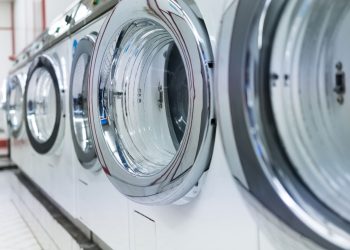 Why Should People Use Laundromats?