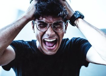 6 Tips to Solve Cash Flow Problems