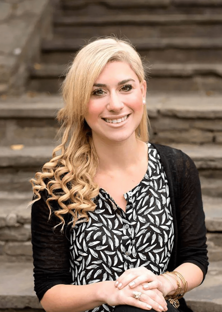Meet Jennifer Rollin, Eating Disorder Therapist