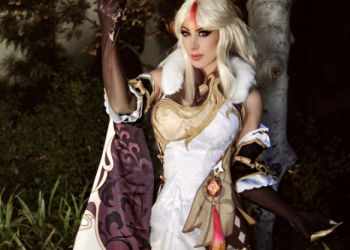 Model, Cosplayer, and Entrepreneur: Elizabeth Rage’s Rise to Fame
