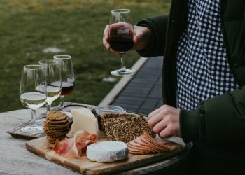 What are the Benefits Of Having an Outdoor Kitchen? Here’s the Answer