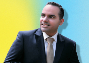 Johnny Hachem, The Lebanese-Ukrainian Composer and Pianist, Is Making Waves in the Music Industry
