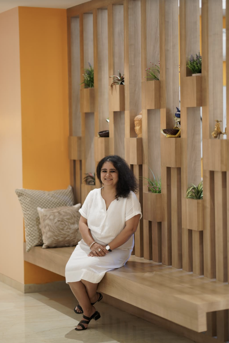 How do Ayurvedic science and naturopathy heal not only the body but mind and soul without harming the body?