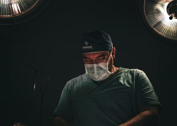 Dr. Paul DeLeeuw – Lifesaving Care Often Occurs Outside the Hospital