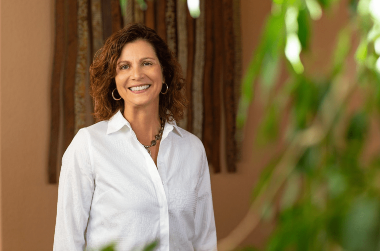 Renowned Sales Strategist Reveals Simple Tactics CEOs Can Use to Streamline Complex Sales