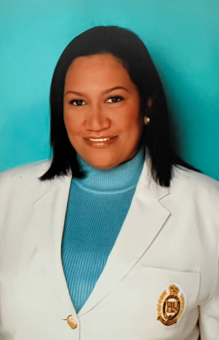 Celebrating Six Years of Home Health Aide Training Institute: Maria Santiago Capps Off Stellar Year with the Presidential Tribute of Excellence Award