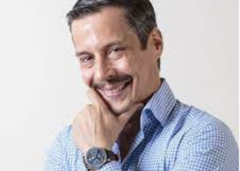 Executive Producer Alexis Núñez Oliva and the Rapid Growth of Radio and Television Industries in Cuba and Mexico