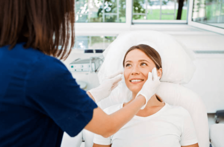 Dr. Carlos Chacon On Offering Full-Service Plastic Surgery
