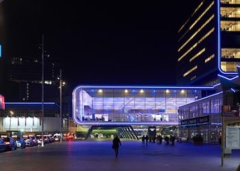 Ways Commercial Landscape Lighting Can Benefit Your Business