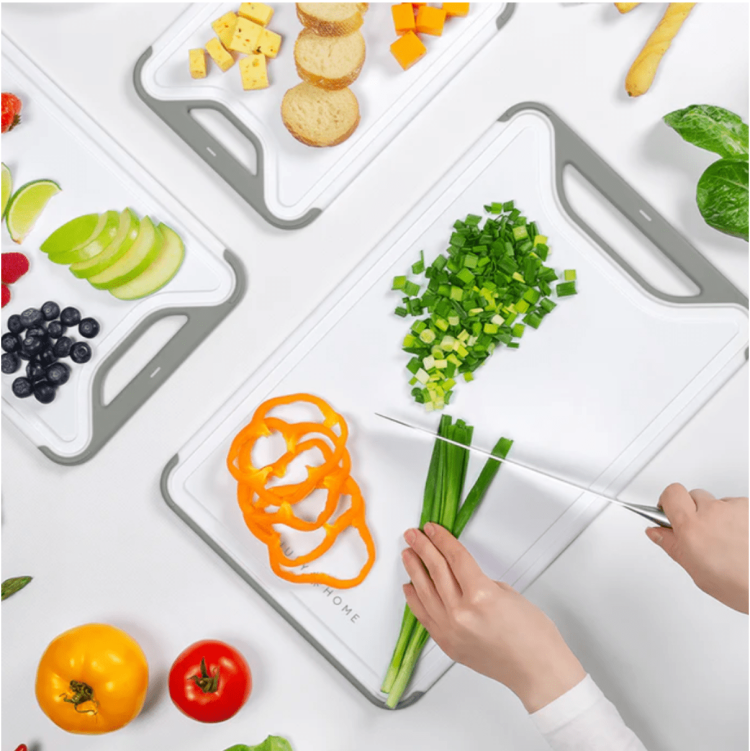 How to Care for Plastic Cutting Board: July Home Tips & Tricks