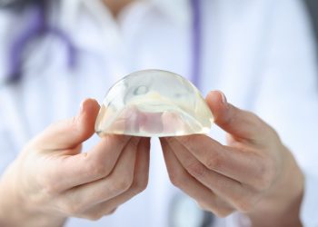 5 Best Female Plastic Surgeons in the World in 2023