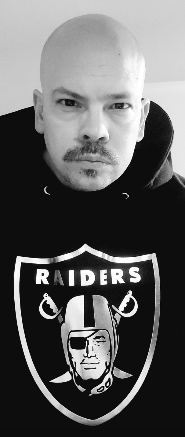 Jonathan Pérez “Serio” – Reaching New Heights in Chicano Rap with Unique Songs