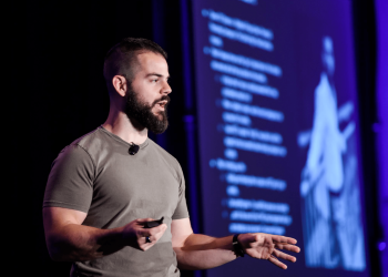 Get Remarkable Business Growth with Customized Sales Training and Support from Closers.io