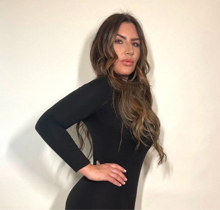 In conversation with founder, CEO, and driven entrepreneur in the wellness, beauty, and medical industries, Stefania Zois.