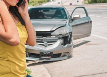 Dr. Gary Kompothecras Discusses Settlements for Injuries after a Florida Car Accident